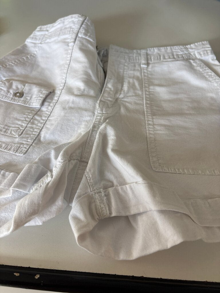 TIME AND TRU Women's White Casual Shorts