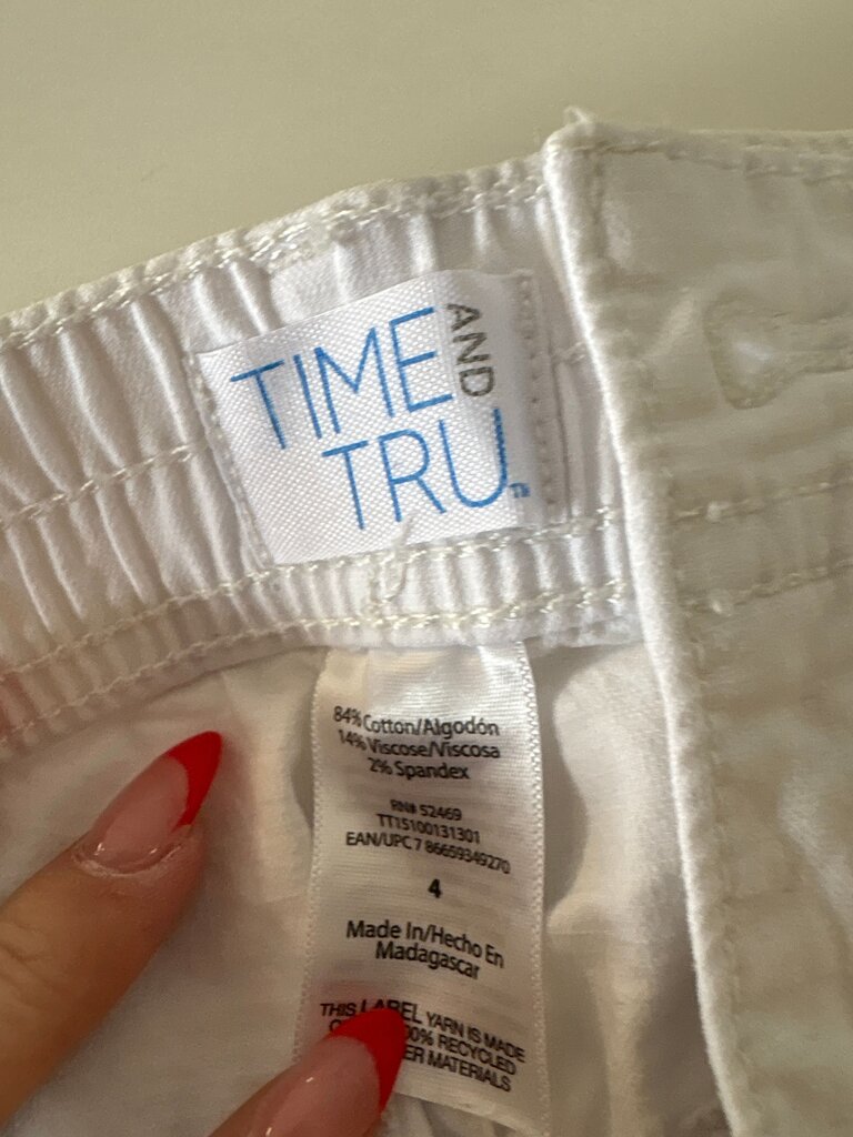 TIME AND TRU Women's White Casual Shorts