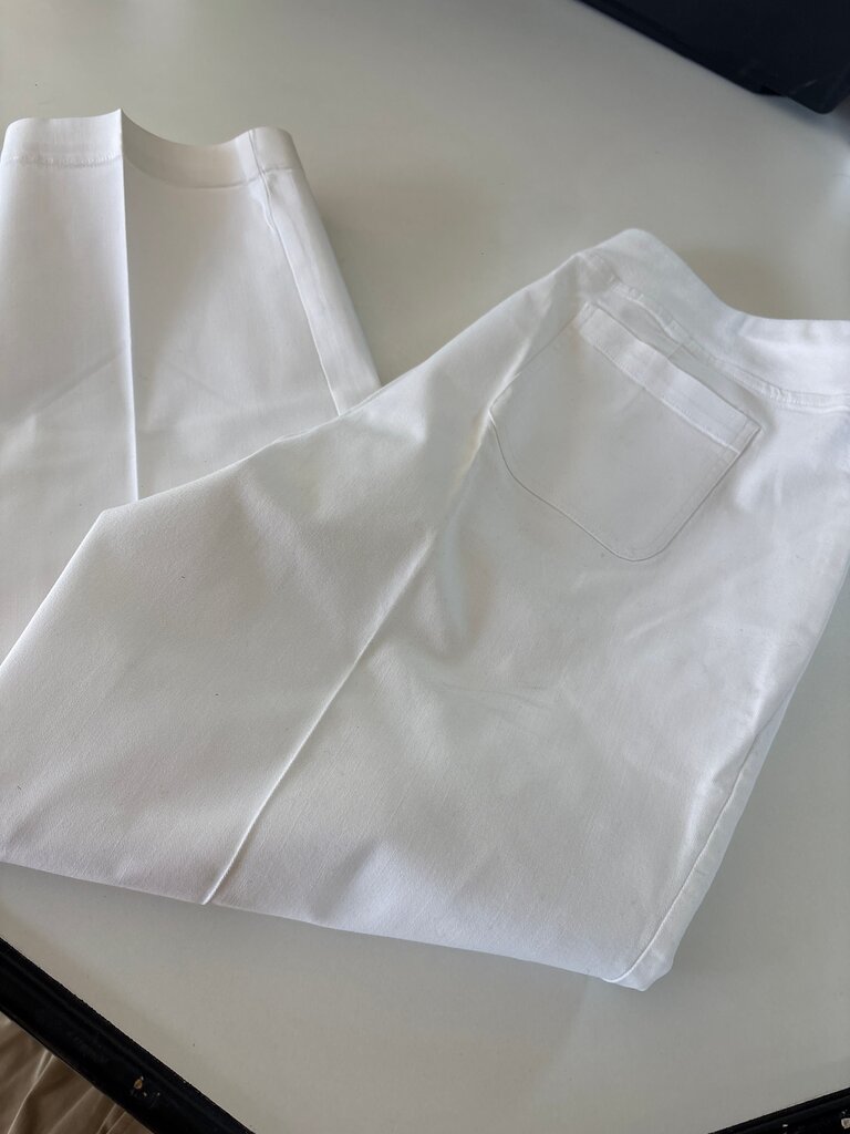 Zenergy by Chico's White Pants