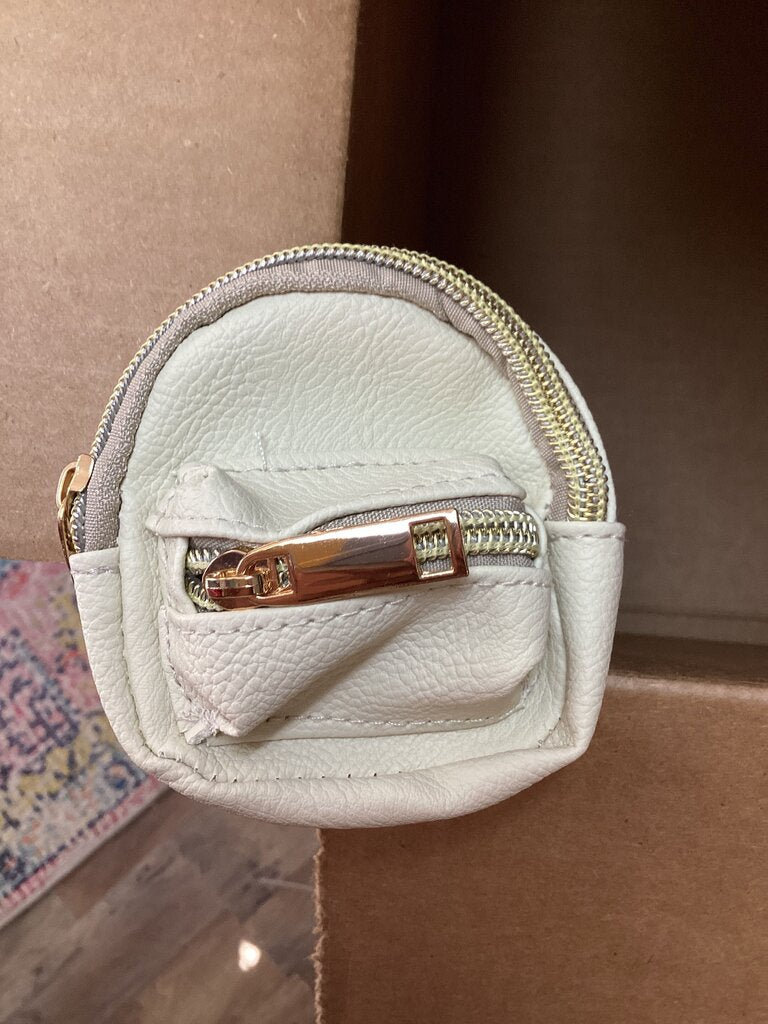 Small White Leather Zip Pouch