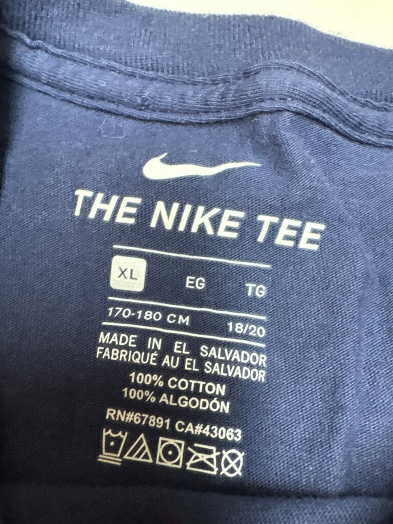 Nike New York Yankees Long Sleeve T-Shirt