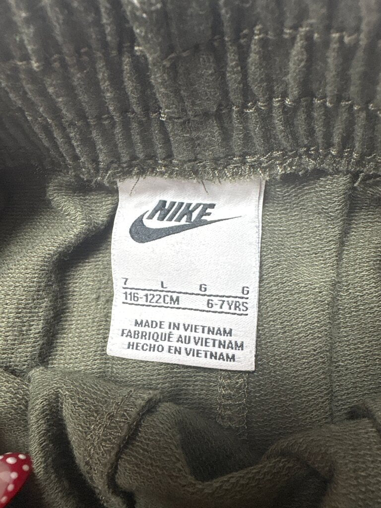 Nike Boys' Green Shorts