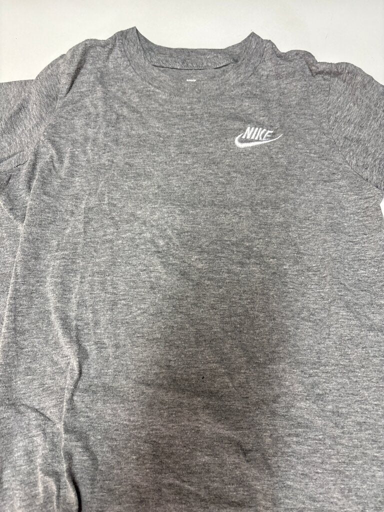 Nike The Nike Tee