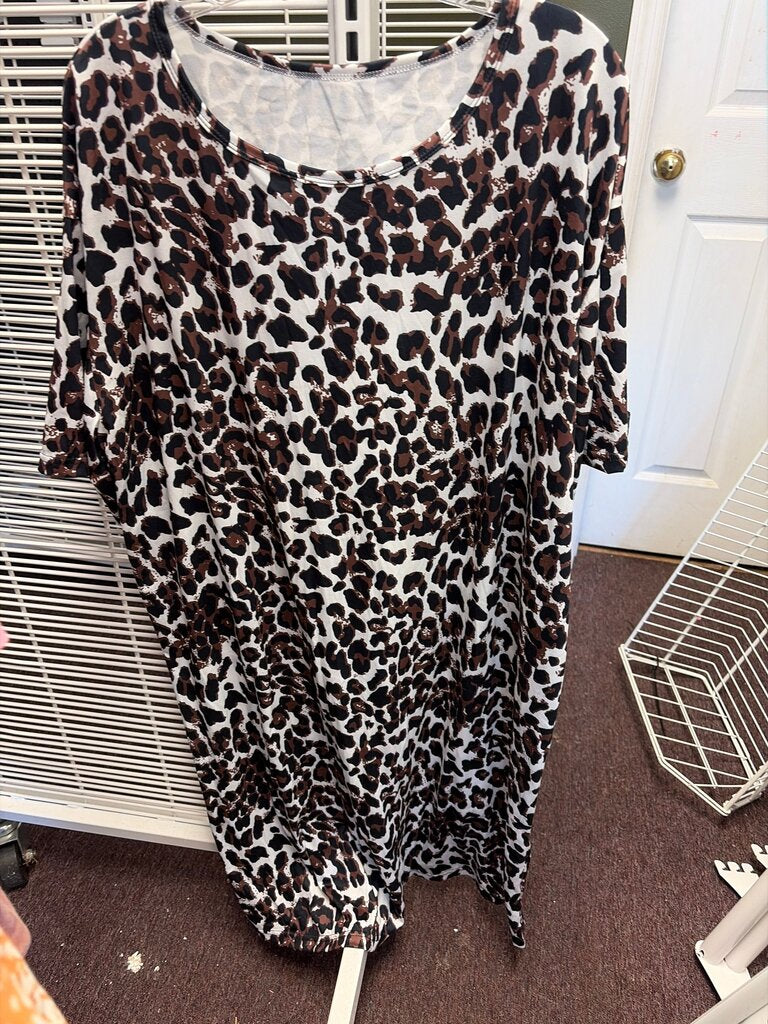 Leopard Print Short Sleeve Dress