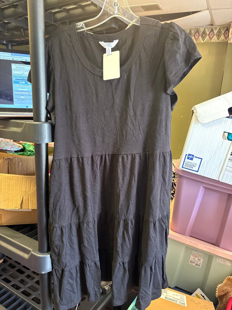 Time and Tru Girls' Black Dress