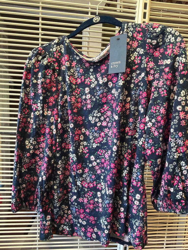 Crown & Ivy Floral Print Blouse