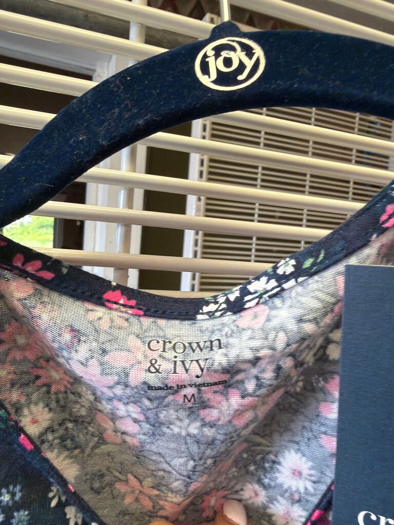 Crown & Ivy Floral Print Blouse