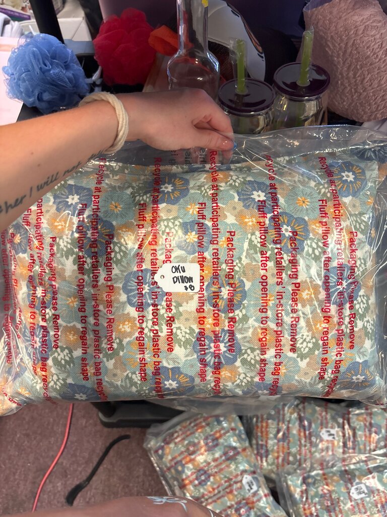Floral Design Decorative Pillow