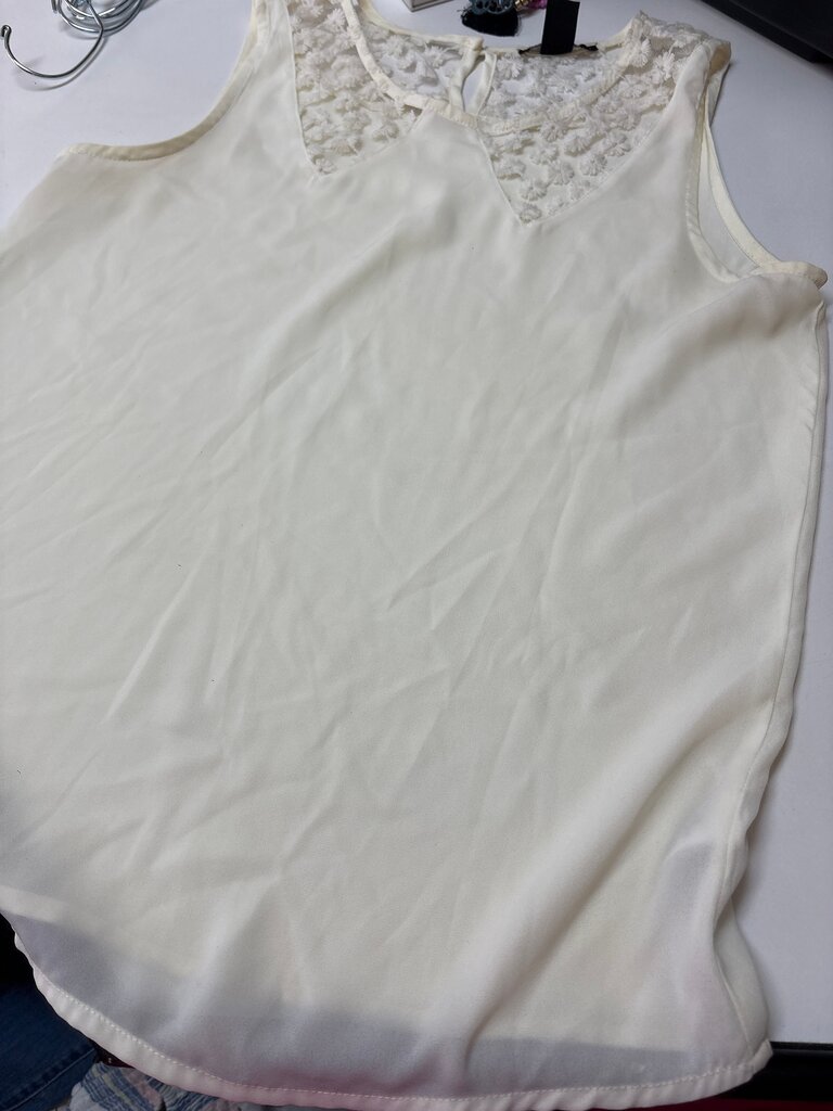Forever 21 Cream Lace Top