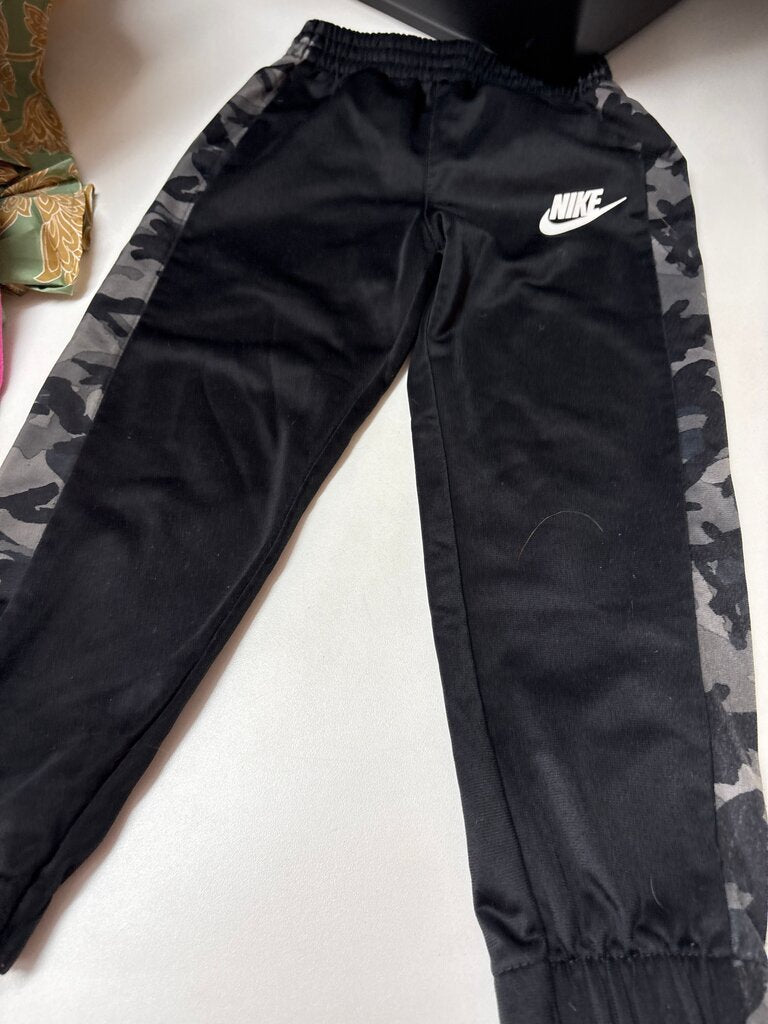 Nike Boys Black Camo Athletic Pants
