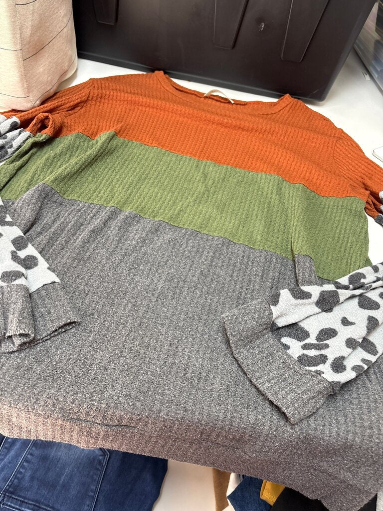 Color Block Long Sleeve Top