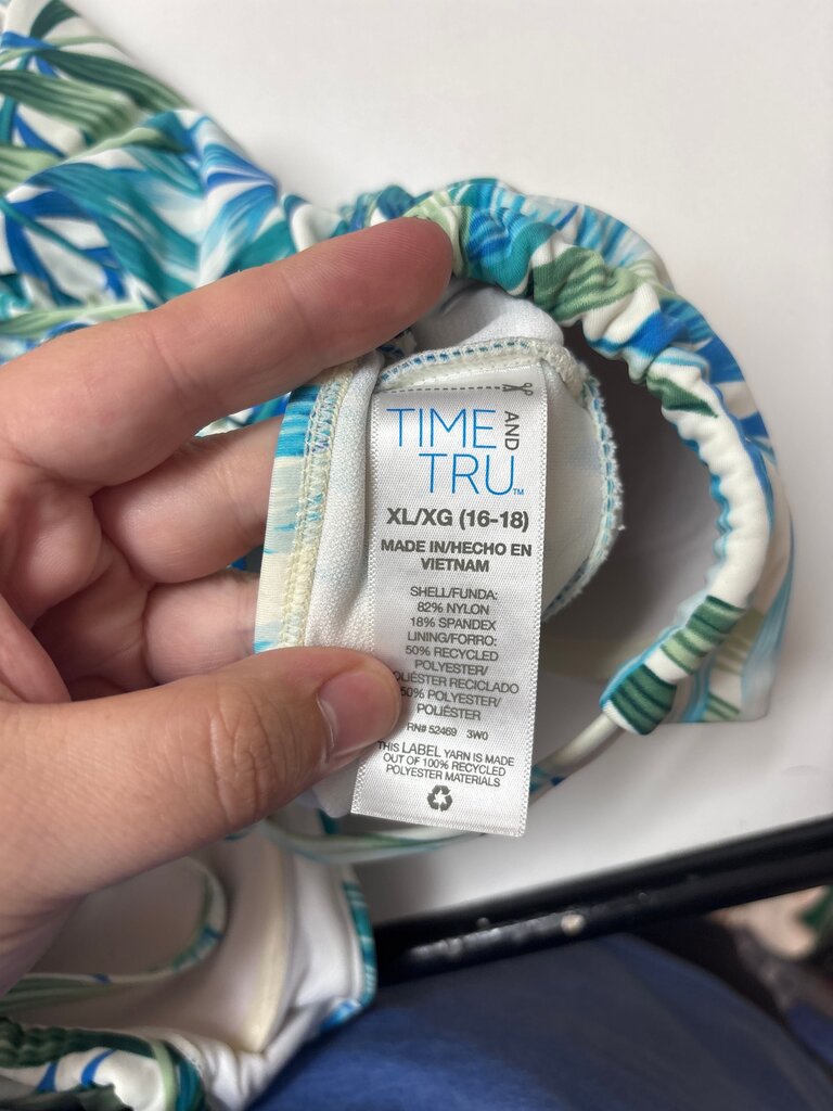 Time and Tru Women's One Piece Swimsuit