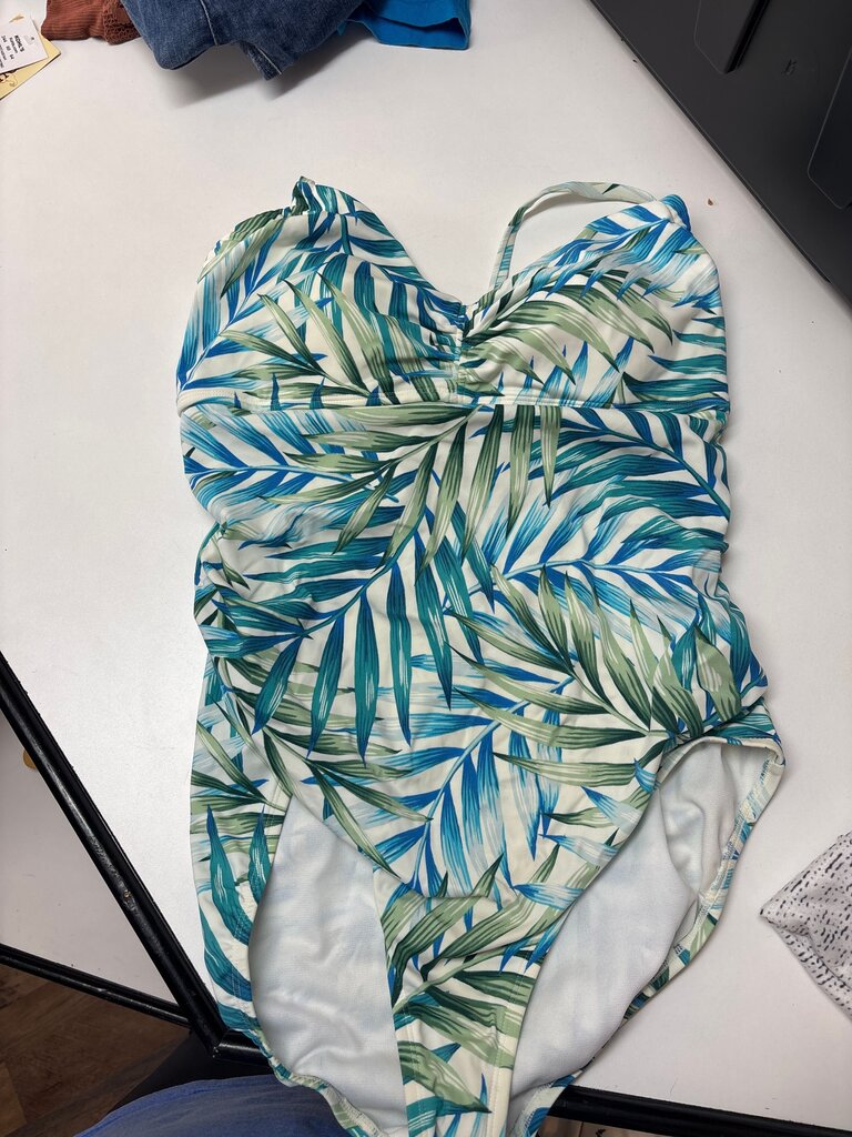 Time and Tru Women's One Piece Swimsuit