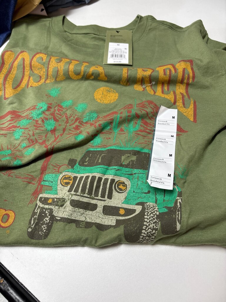 Joshua Tree Graphic T-Shirt