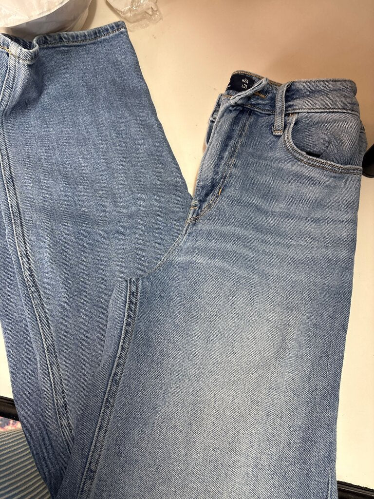 Hollister Ultra High-Rise Dad Jean