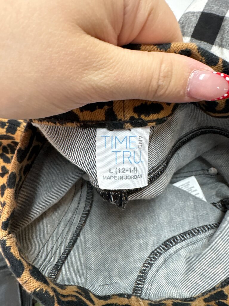 Time and Tru Leopard Print Leggings