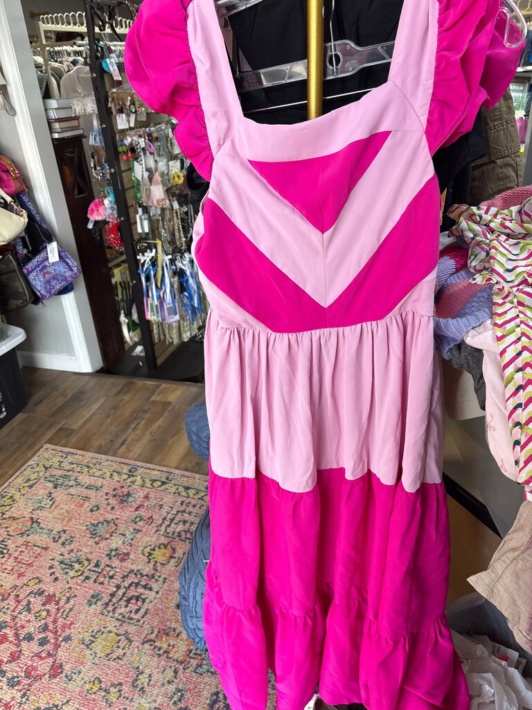 Chevron Pattern Dress in Pink