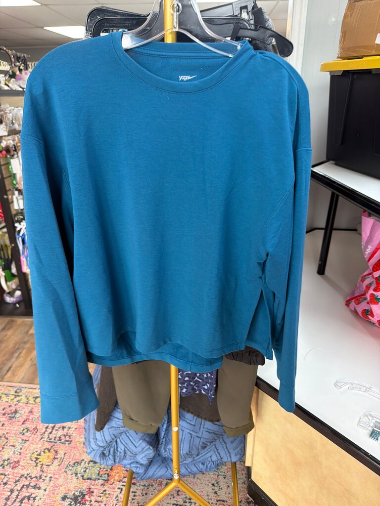 Nike Yoga Dri-FIT Long Sleeve Top