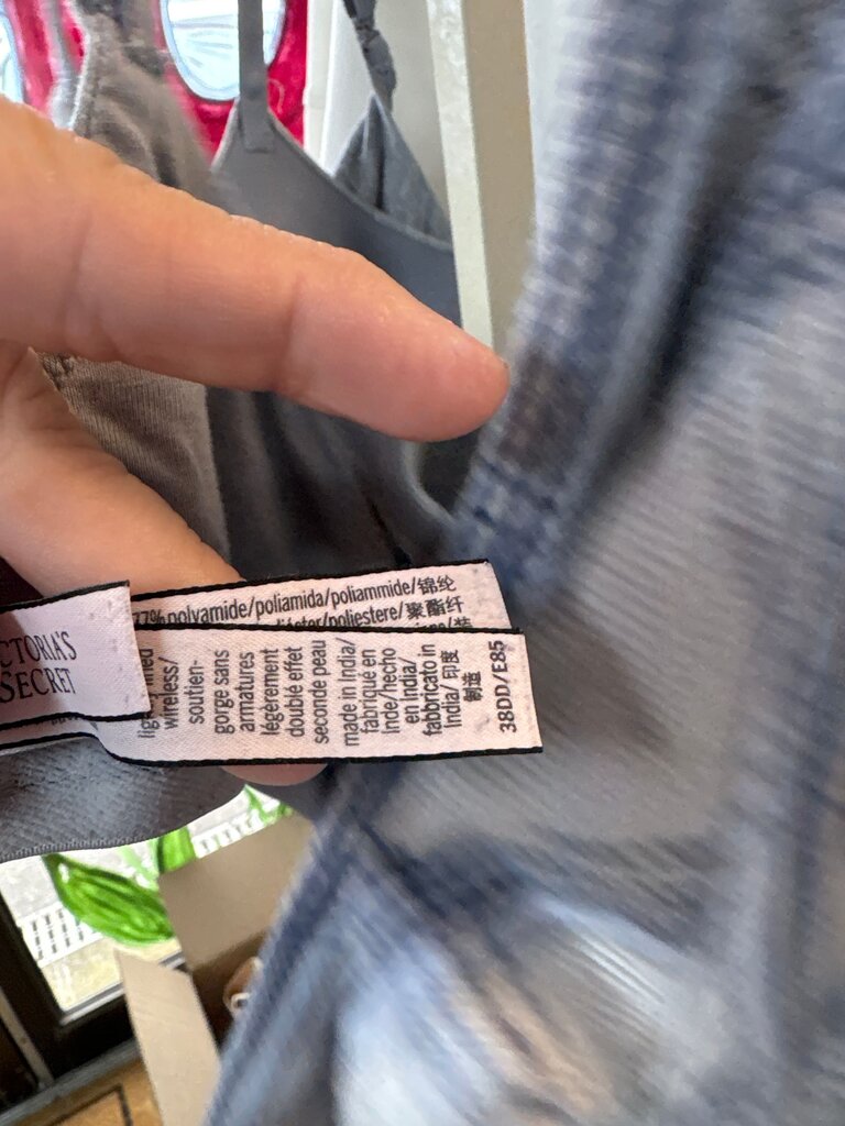 Victoria's Secret Gray Bra 38DD