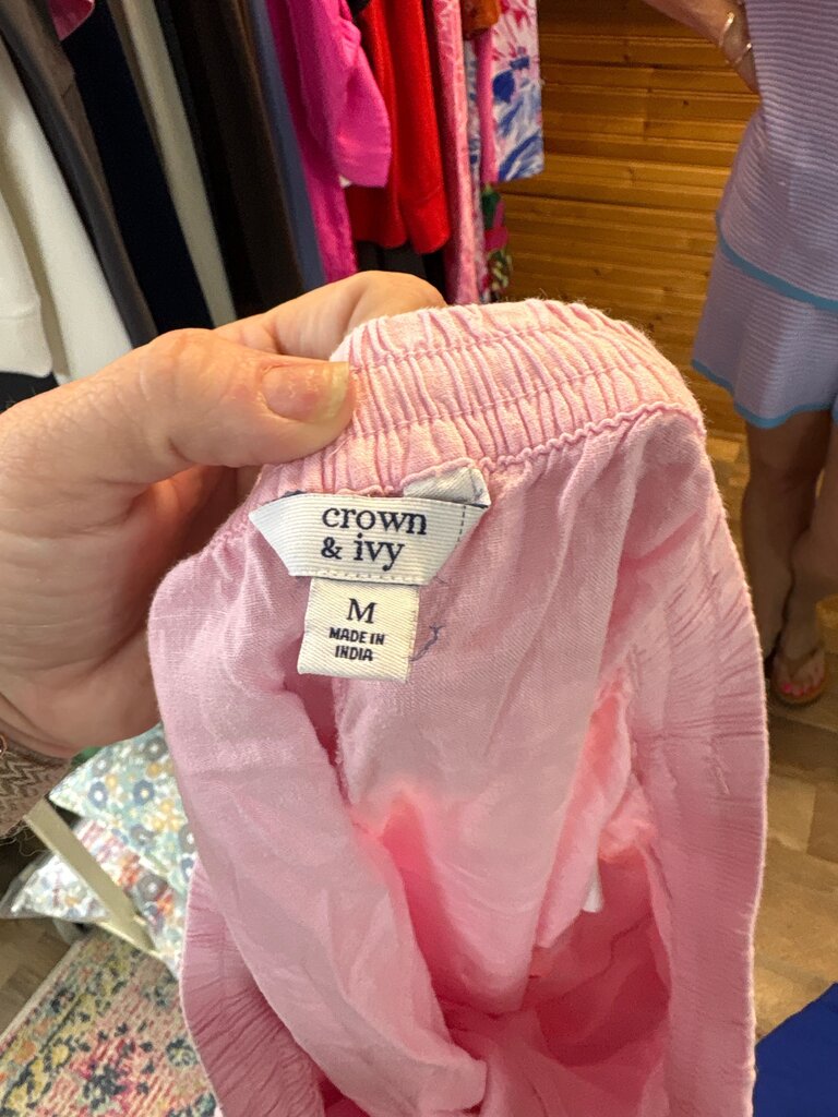 Crown & Ivy Pink Ruffled Shorts