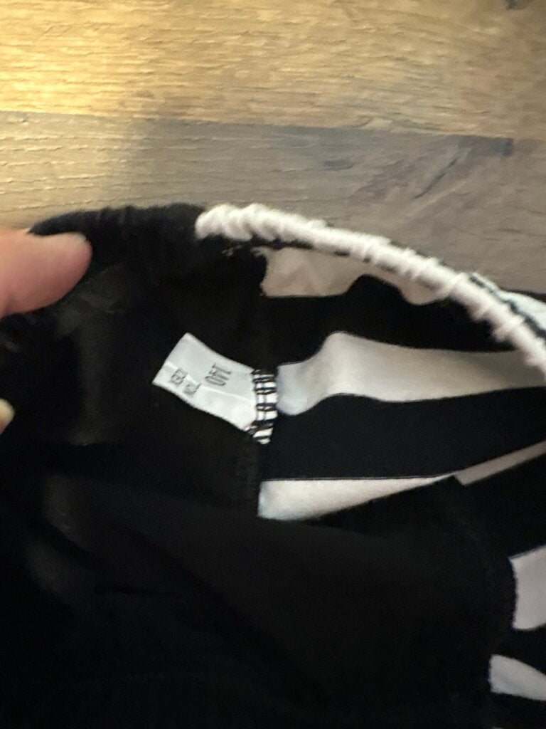Black and White Stripe Leggings