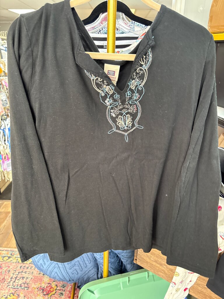 Faded Glory Women's Black Embroidered Top