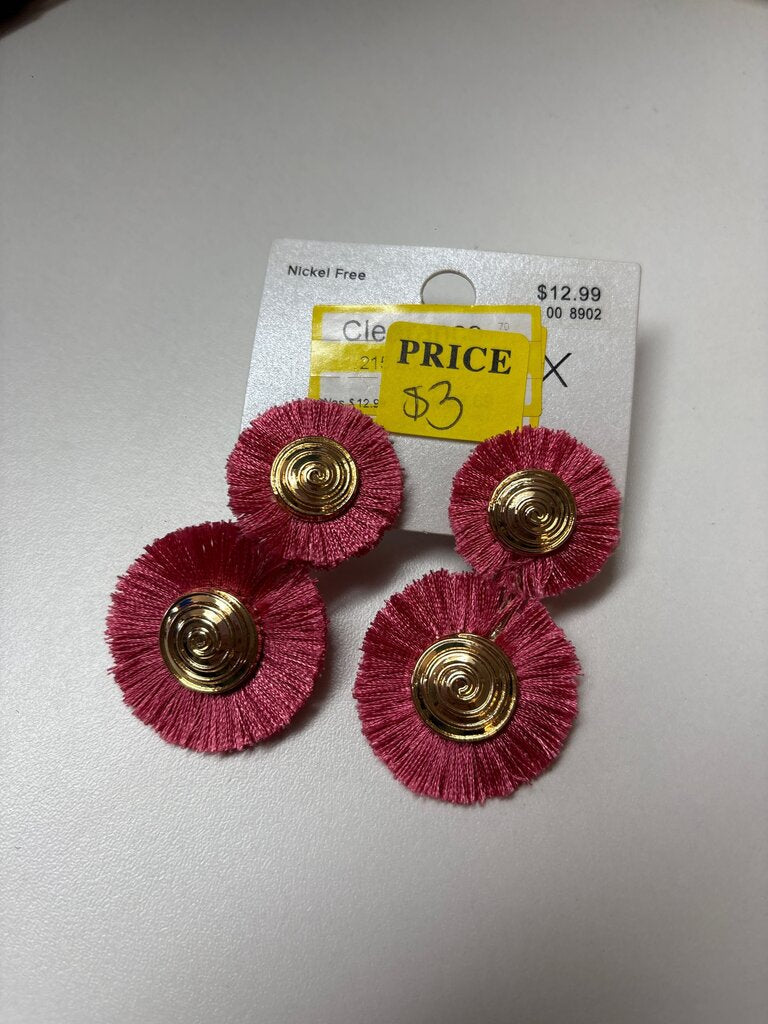 Chic Pink Flower Earrings