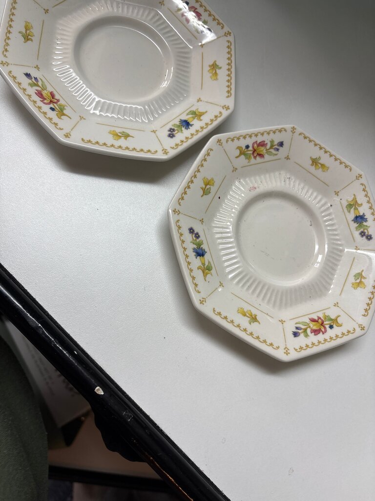Decorative Octagonal Plates with Floral Design