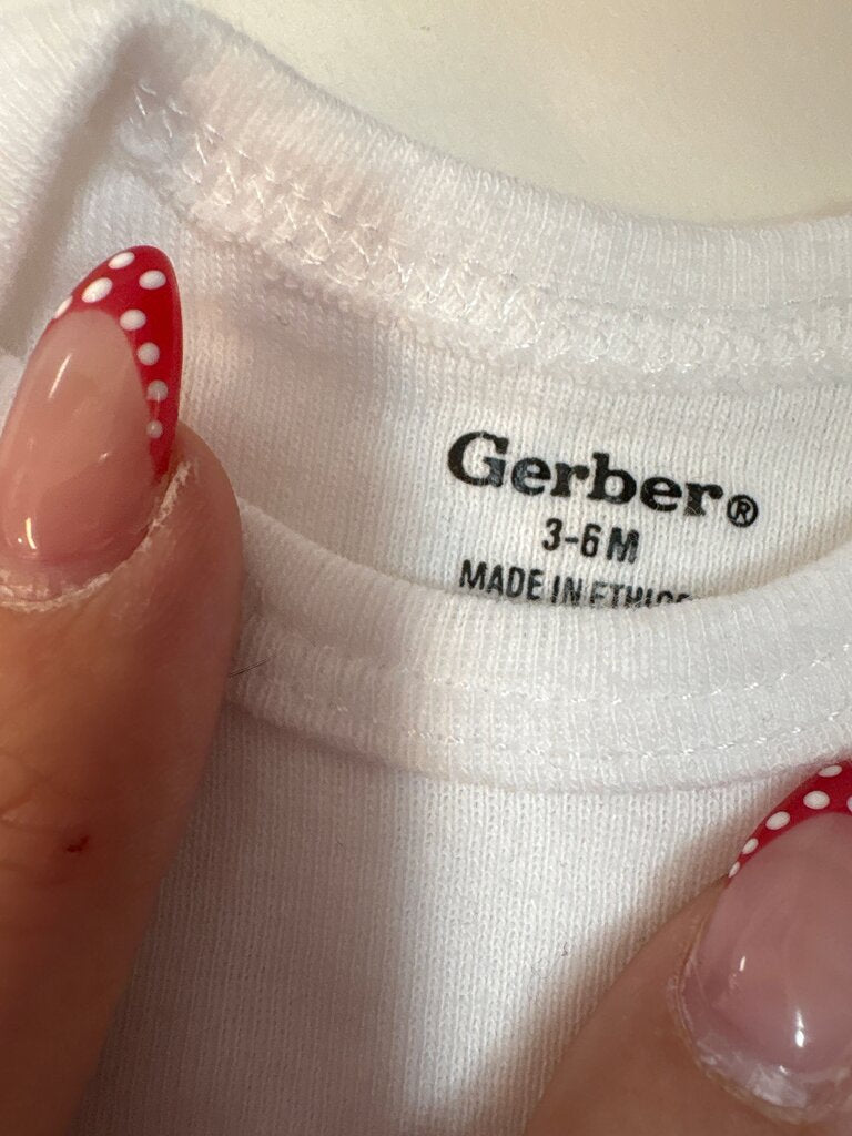 Gerber Long Sleeve Onesie 3-6 Months