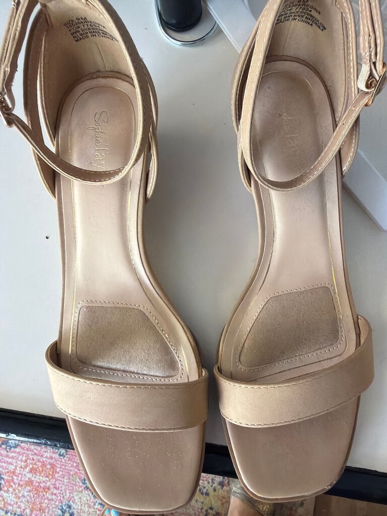 Stylish Tan Strappy Heels