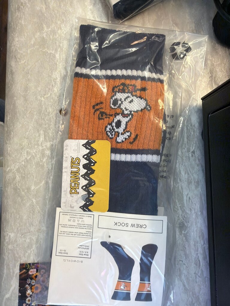 Peanuts Snoopy Crew Socks