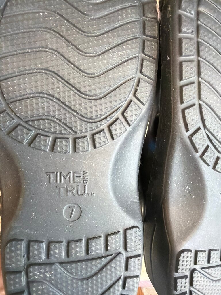 Time and Tru Black Clogs