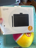 Wacom Intuos Creative Pen Tablet