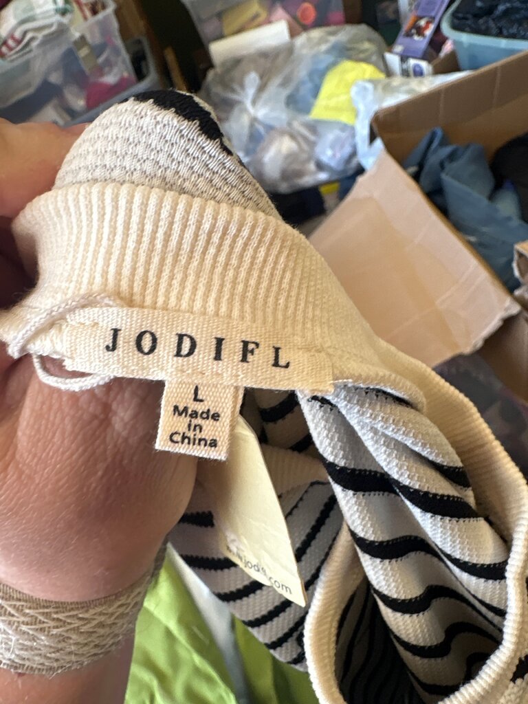 JODIFL Women's Striped Sweatshirt with Flower Design