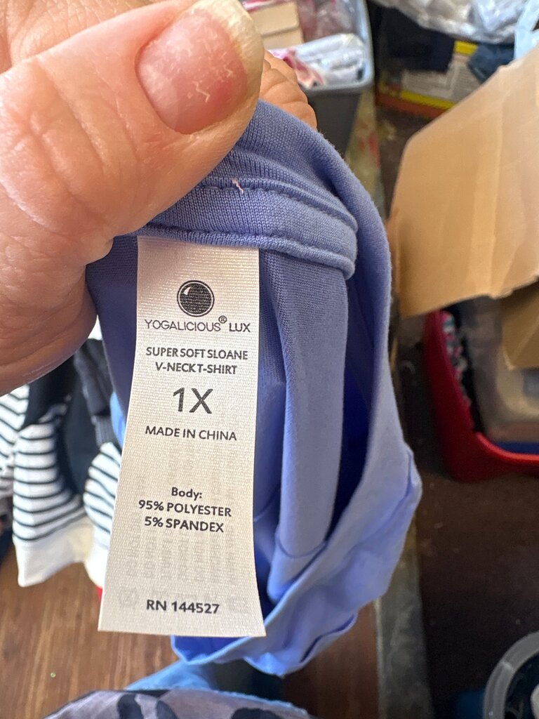 Yogalicous Lux Super Soft Sloane V-Neck T-Shirt