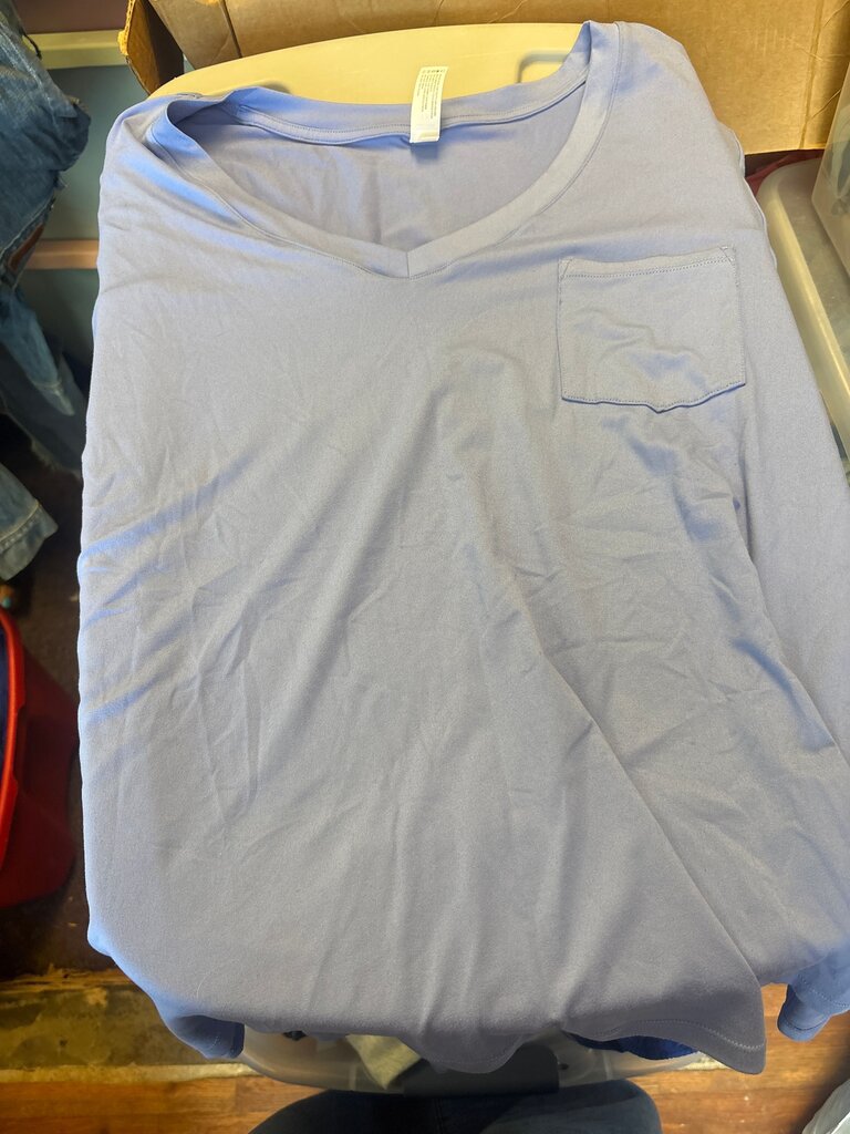 Yogalicous Lux Super Soft Sloane V-Neck T-Shirt
