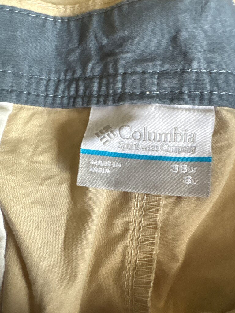 Columbia Men's Khaki Shorts