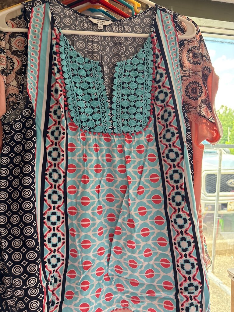 Crown & Ivy Women's Printed Tunic