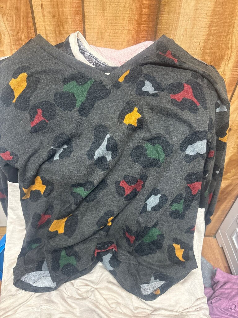 Viamor Multicolor Cheetah Print Top