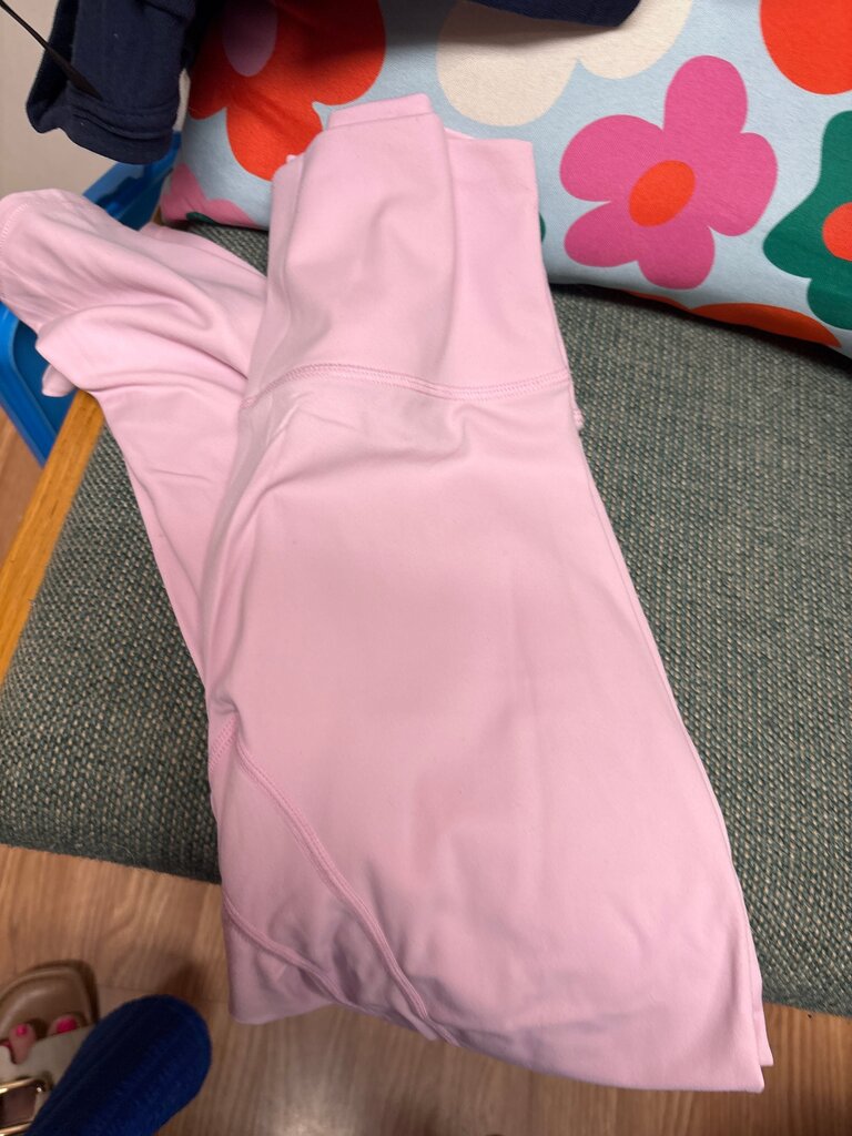 Women's Athletic Leggings in Pink