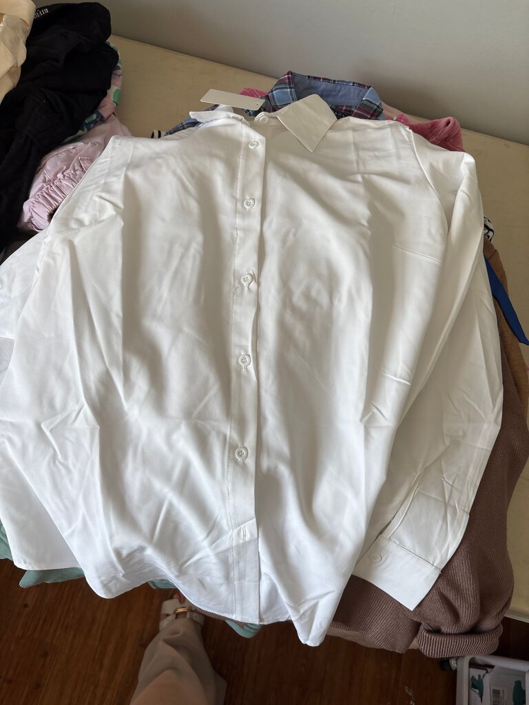 Joniuey White Button-Up Shirt