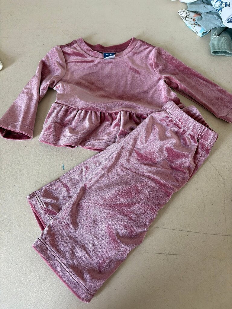 Old Navy 0-3 Months Pink Outfit