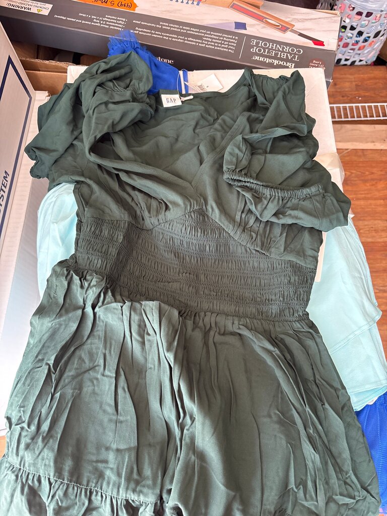 GAP Women's Green Romper