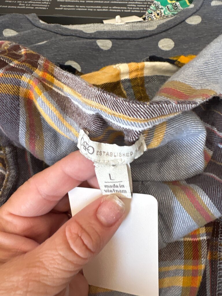 Women’s Blue Plaid Button-Up Shirt