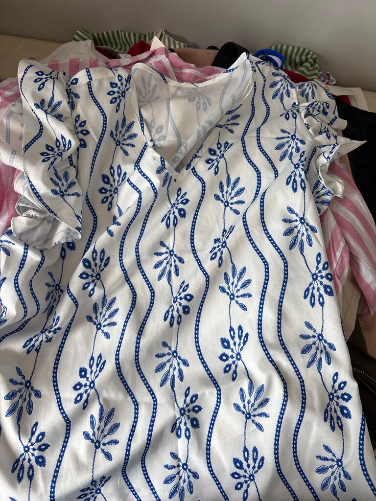 Women’s Blue Floral Print Blouse