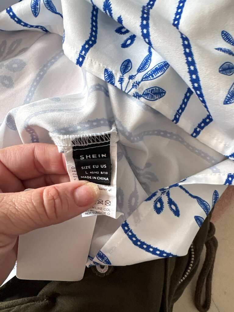 Women’s Blue Floral Print Blouse