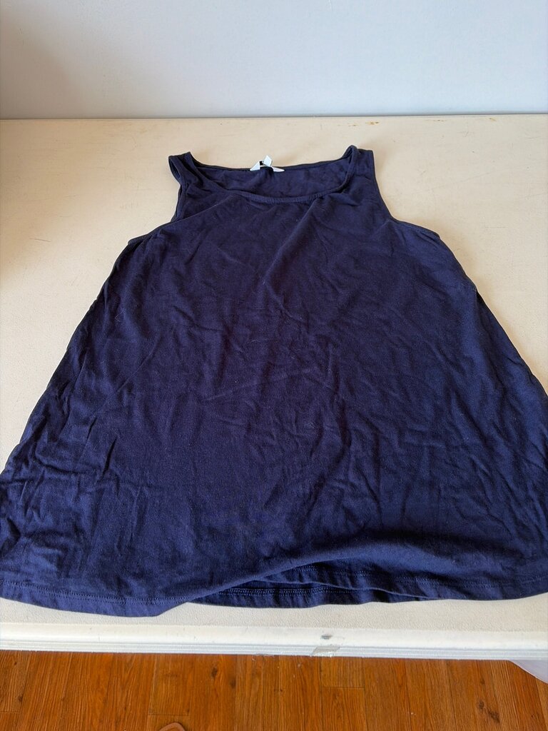 Crown & Ivy Women's Navy Blue Tank Top