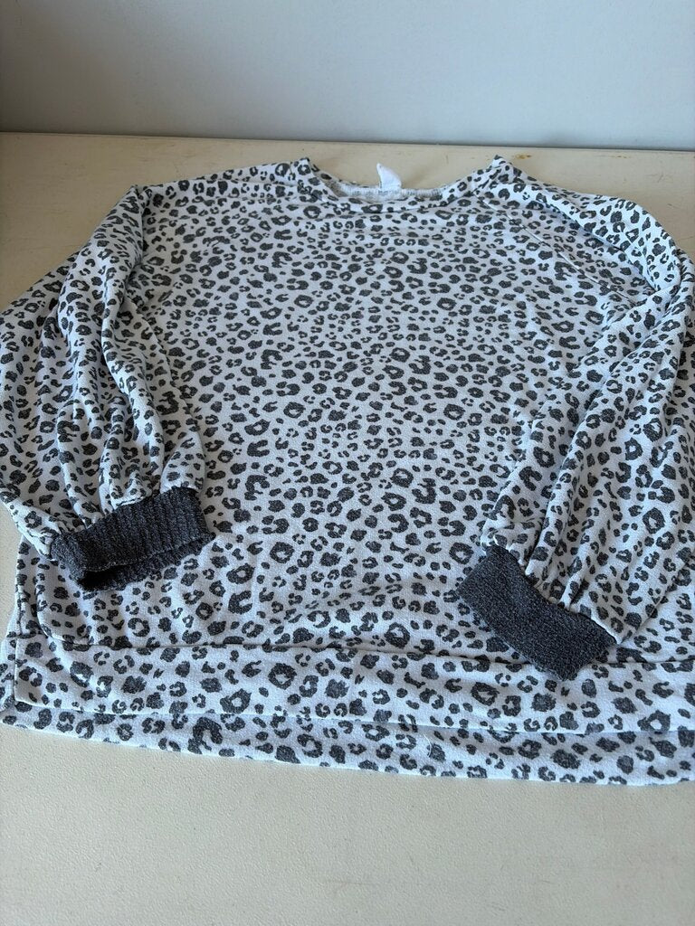 Leopard Print Long Sleeve Top