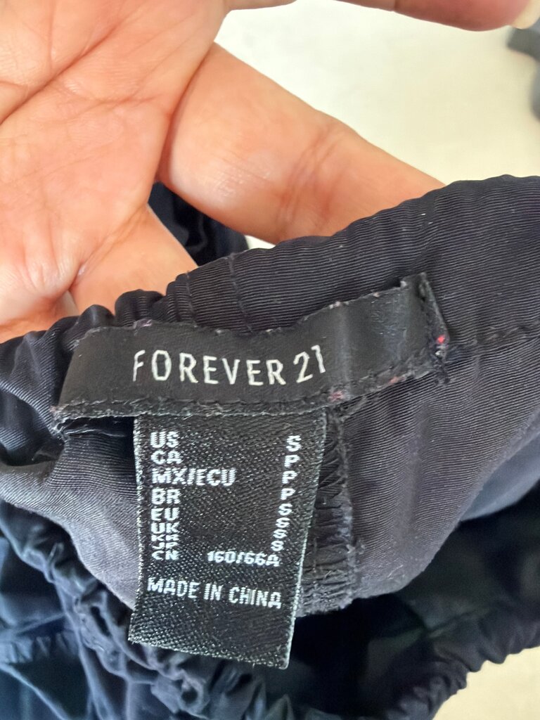 Forever 21 Black Casual Pants