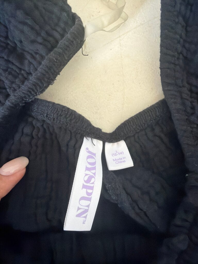 Joyspun Black Crinkle Top